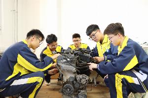 新能源汽車(chē)檢測(cè)與維修技術(shù)